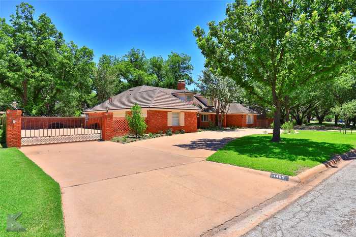 photo 2: 1409 River Oaks Road, Abilene TX 79605