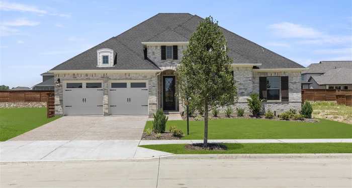 photo 1: 2017 Diamond Cove, Mesquite TX 75181