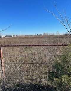 photo 2: 3778 County Road 200, Valley View TX 76272