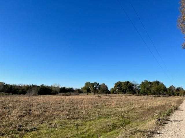 photo 1: CR  42230, Paris TX 75462