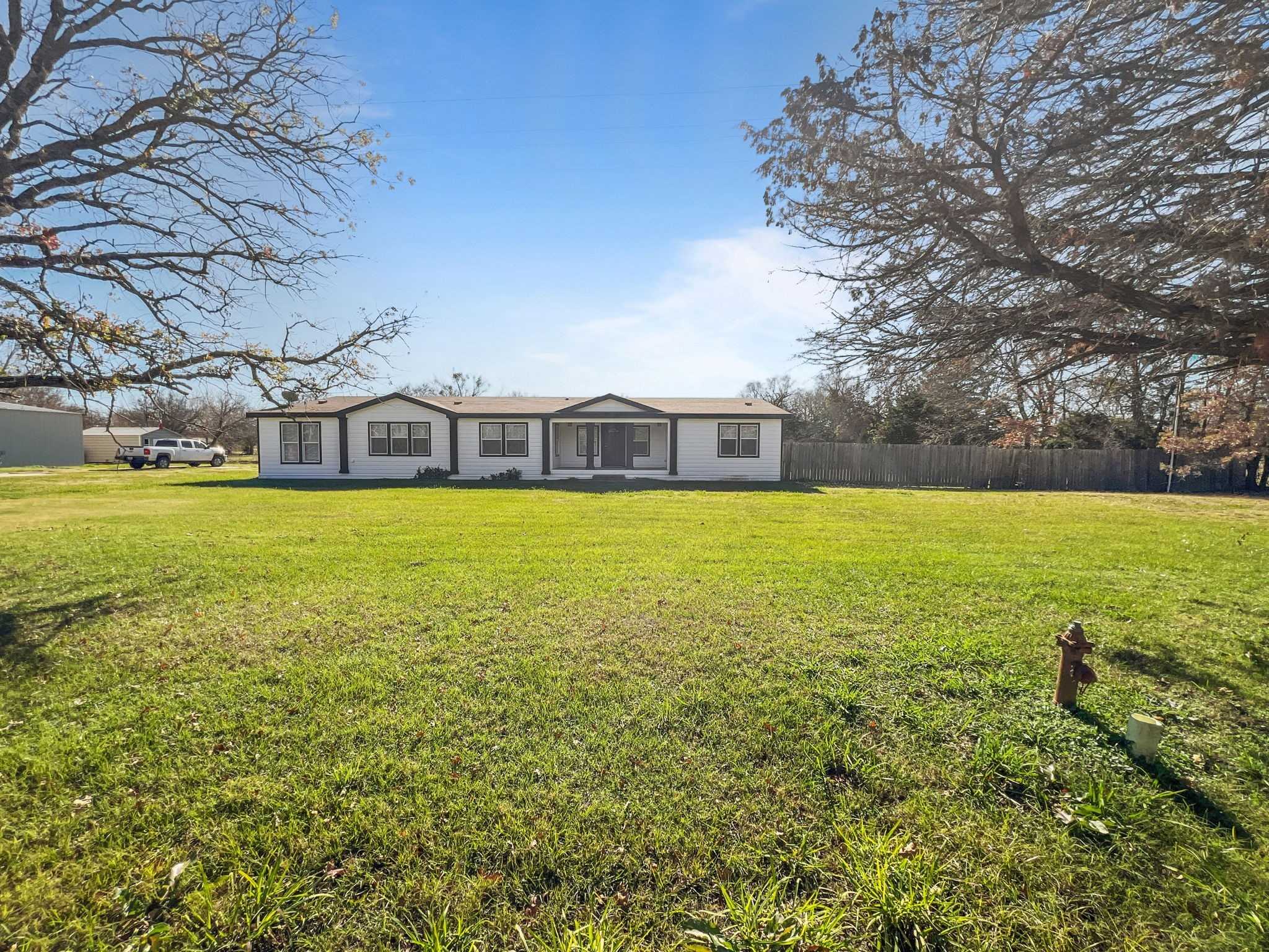 photo 1: 6710 County Road 4061, Scurry TX 75158