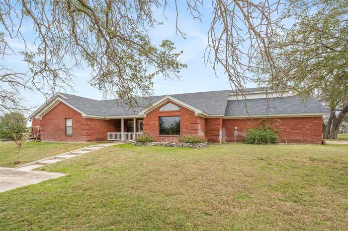 photo 1: 375 County Road 401, Comanche TX 76442