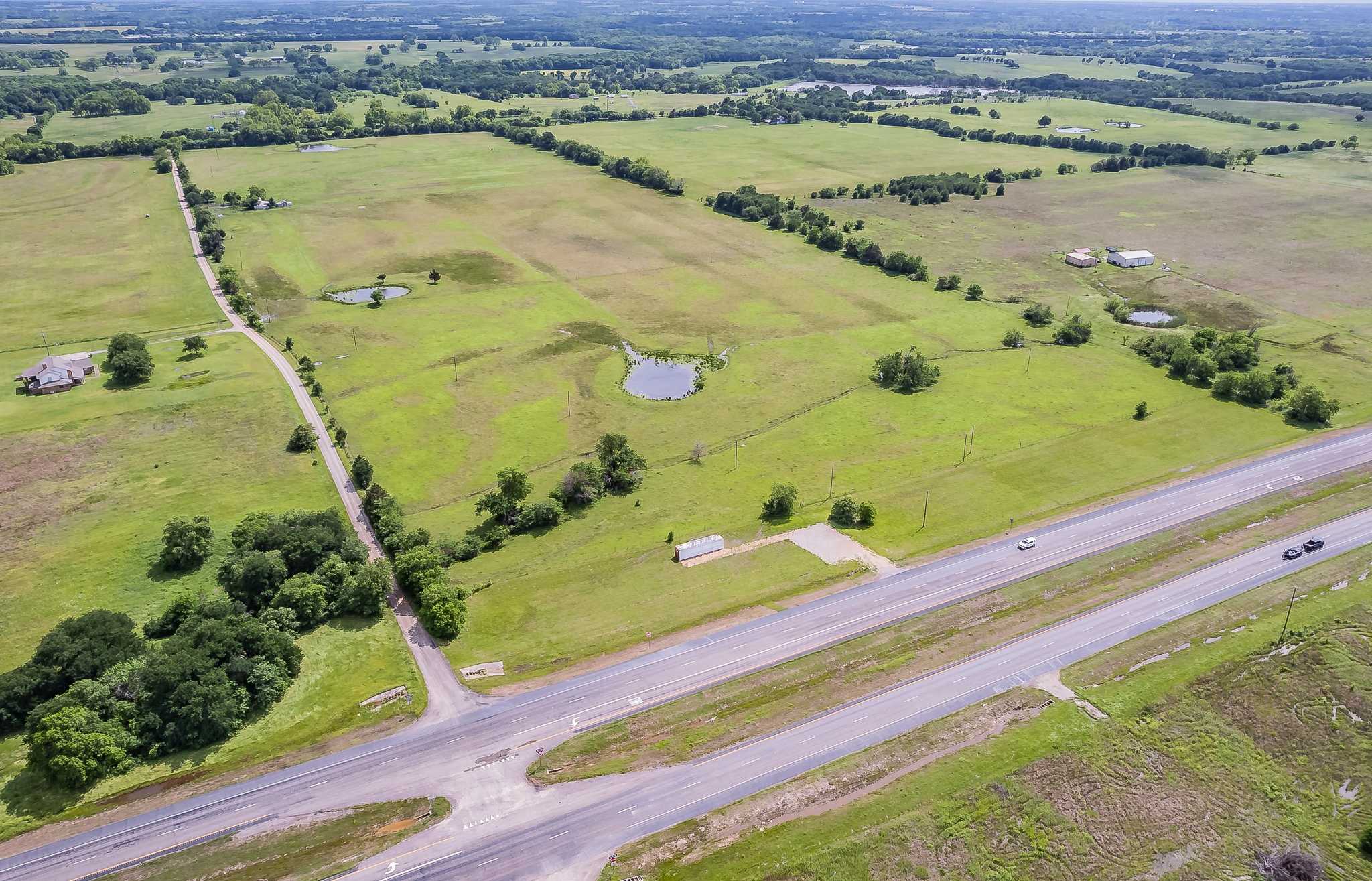 photo 2: County Rd 1280, Ector TX 75439