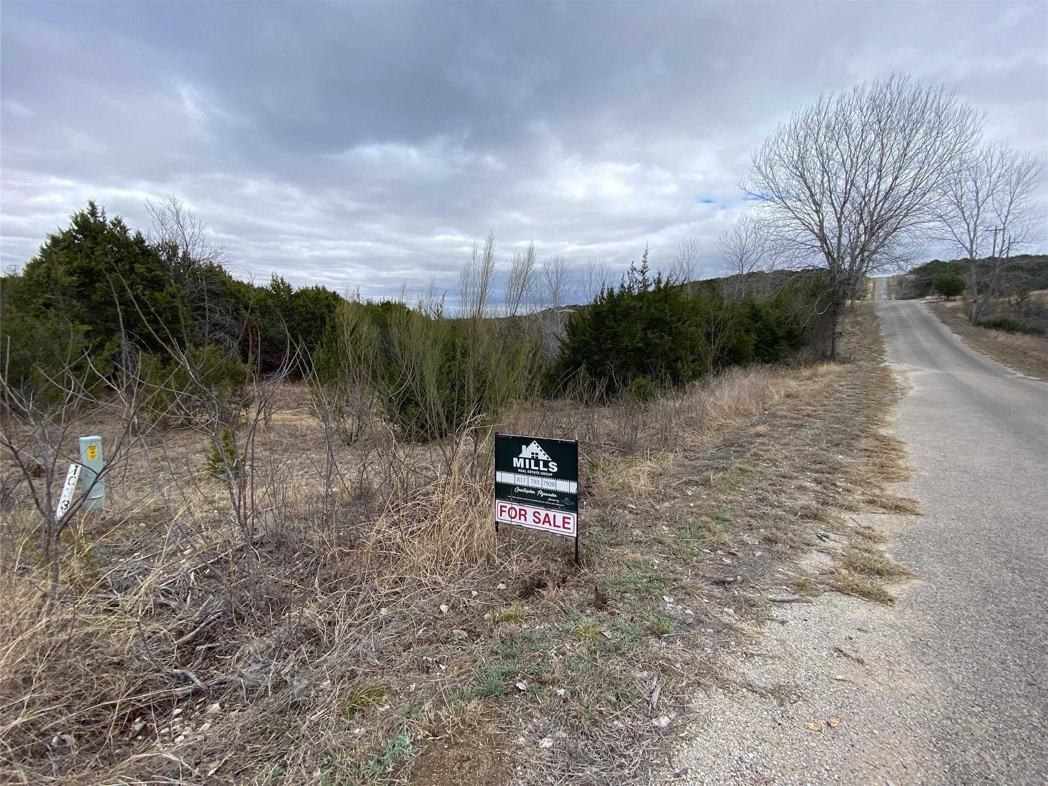 photo 3: 4935 Skyline, Bluff Dale TX 76433