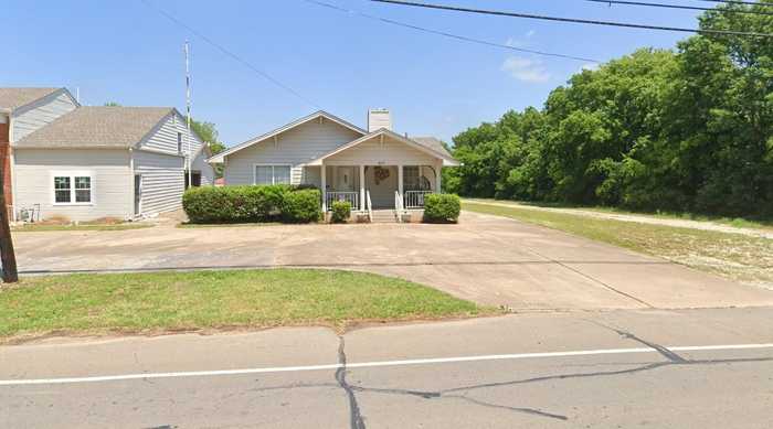 photo 1: 407 W Main Street, Whitesboro TX 76273