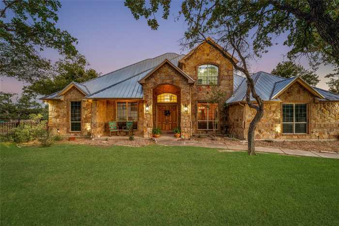 photo 1: 137 Silver Saddle Circle, Weatherford TX 76087