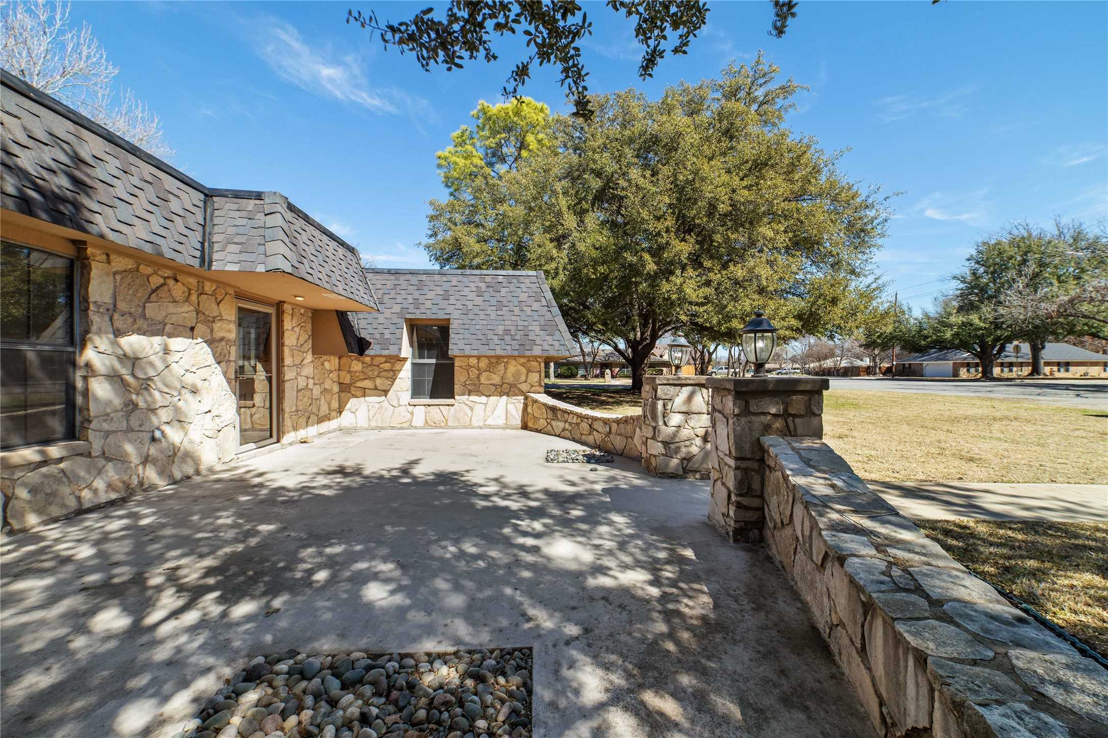 photo 3: 2700 Good Shepherd Drive, Brownwood TX 76801