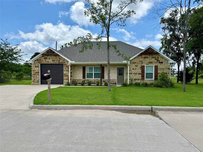 photo 1: 208 Mill Street, Emory TX 75440