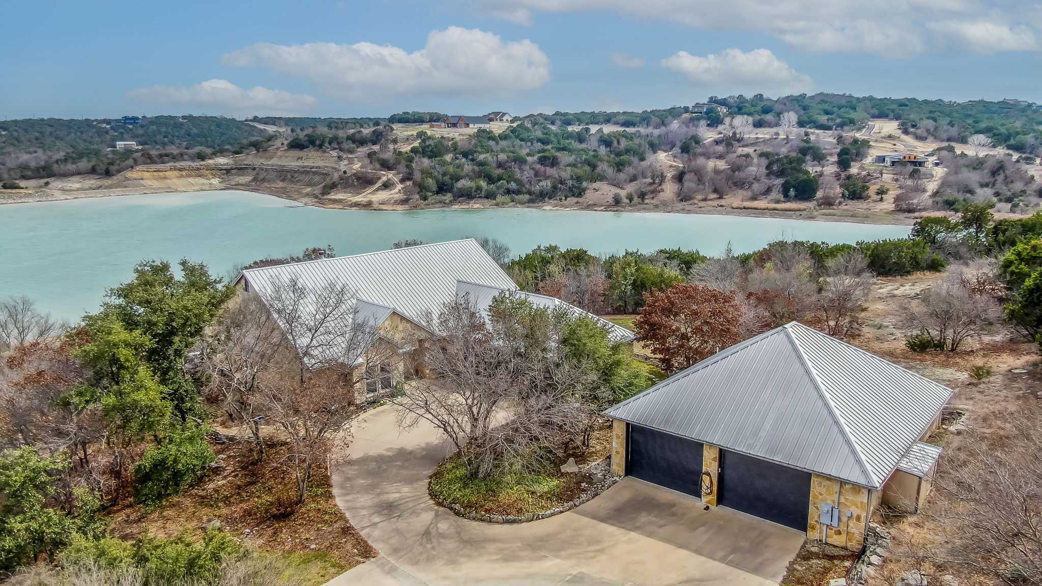 photo 3: 2660 Beacon Lake Drive, Bluff Dale TX 76433