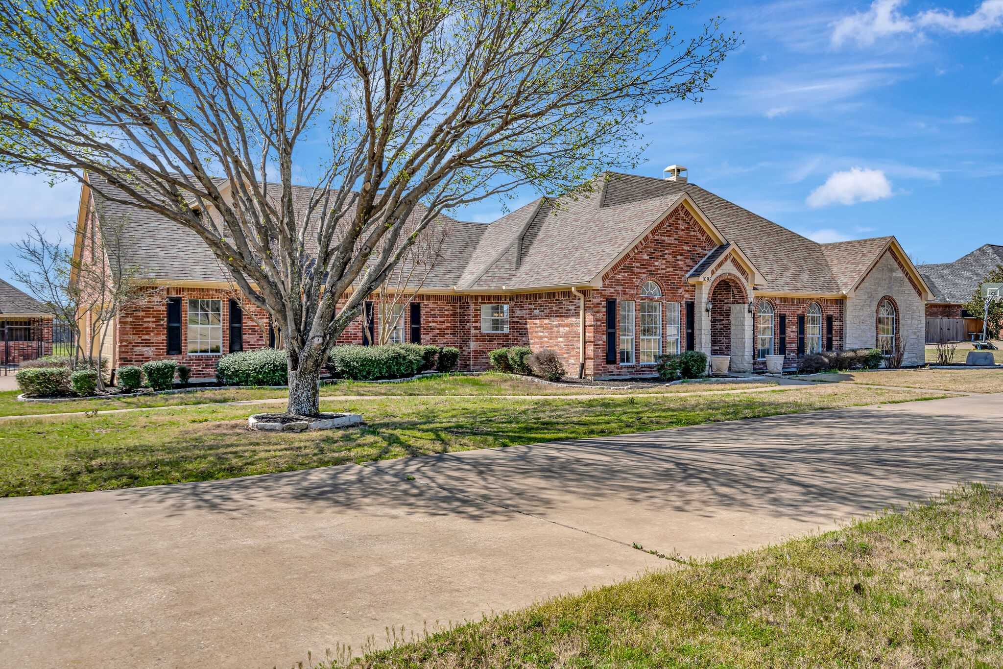 photo 3: 1095 Trinity Meadows Drive, Talty TX 75160