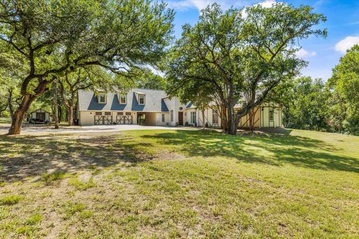 photo 1: 275 Novy Road, Ennis TX 75119