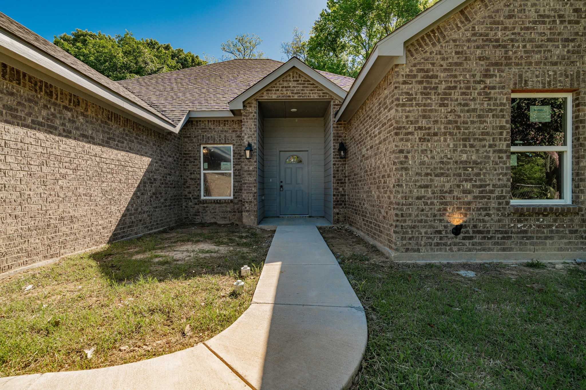 photo 2: 1136 N Hamlett Street, Athens TX 75751