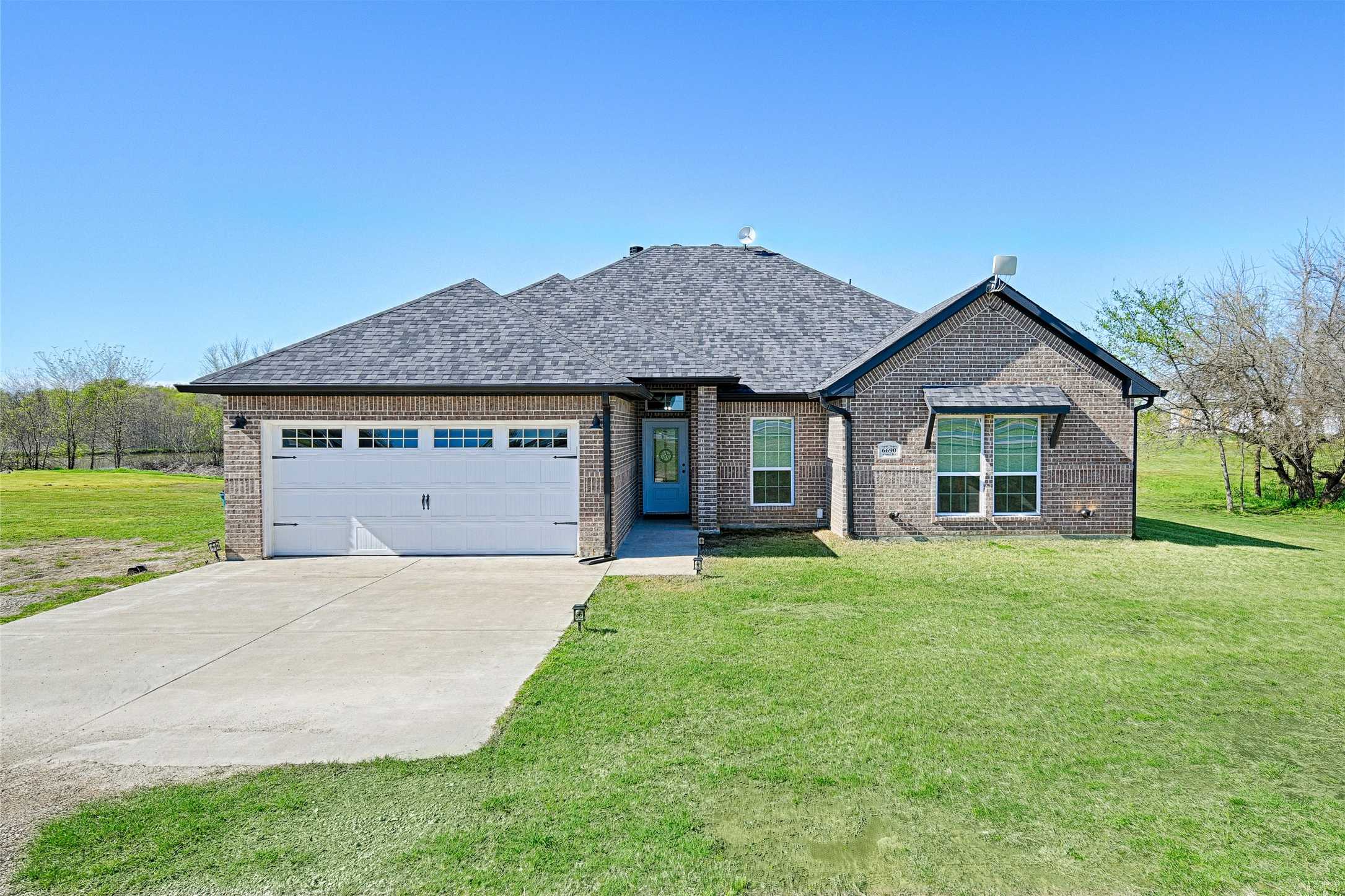 photo 1: 6690 Abner Road, Terrell TX 75161