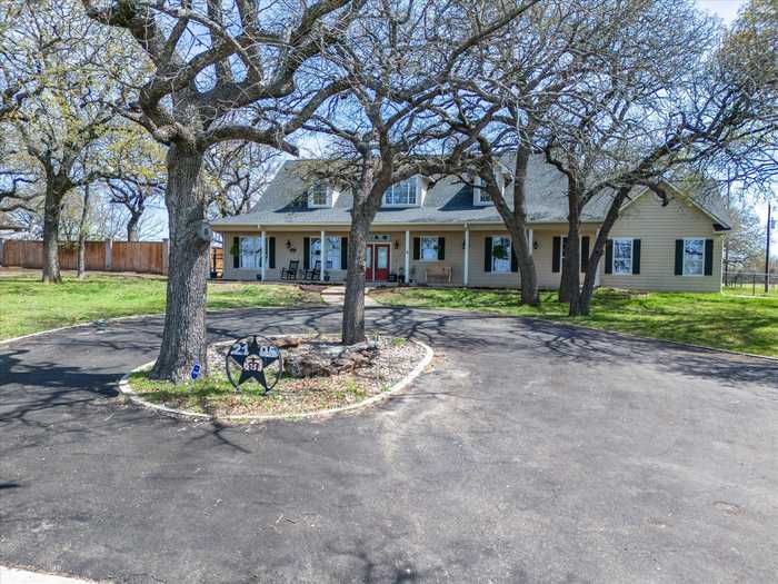 photo 2: 2105 Deer Park Road, Decatur TX 76234