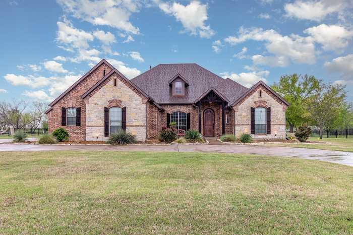 photo 2: 7710 Fall Creek Road, Terrell TX 75160