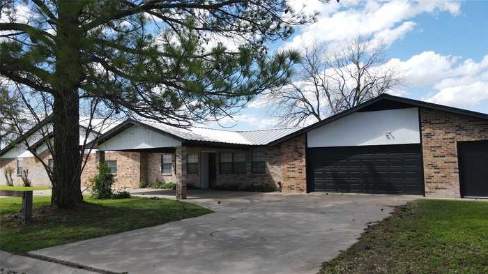 photo 1: 133 Shenandoah Drive, Comanche TX 76442