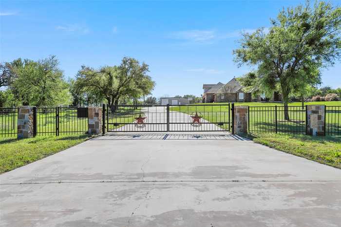 photo 1: 2800 Bob White Drive, Granbury TX 76049