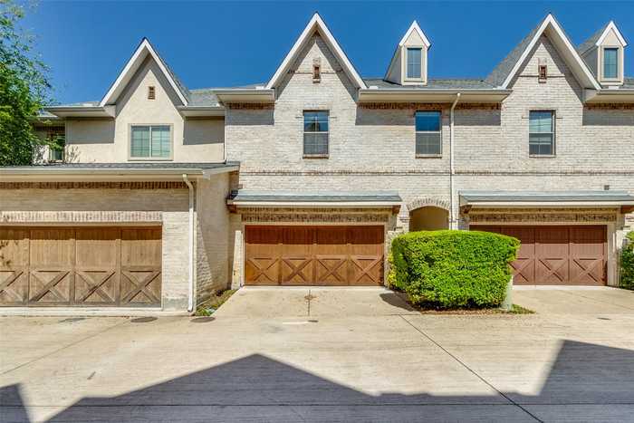 photo 1: 8819 Tudor Place, Dallas TX 75228