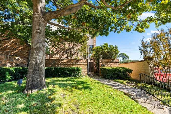 photo 1: 4346 Macarthur Avenue, Highland Park TX 75209