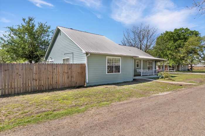 photo 29: 1000 Chestnut Street, Honey Grove TX 75446