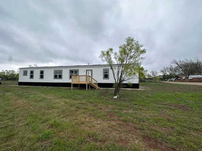 photo 2: 1818 S 4th, Merkel TX 79536