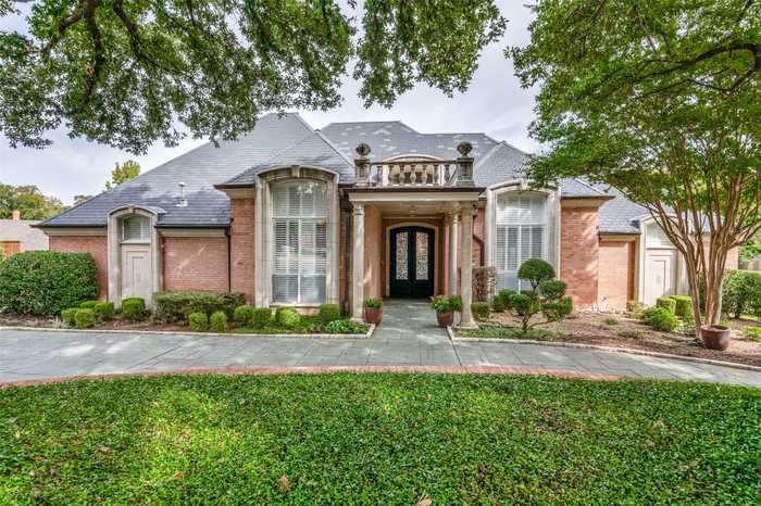 photo 1: 17624 Woods Edge Drive, Dallas TX 75287