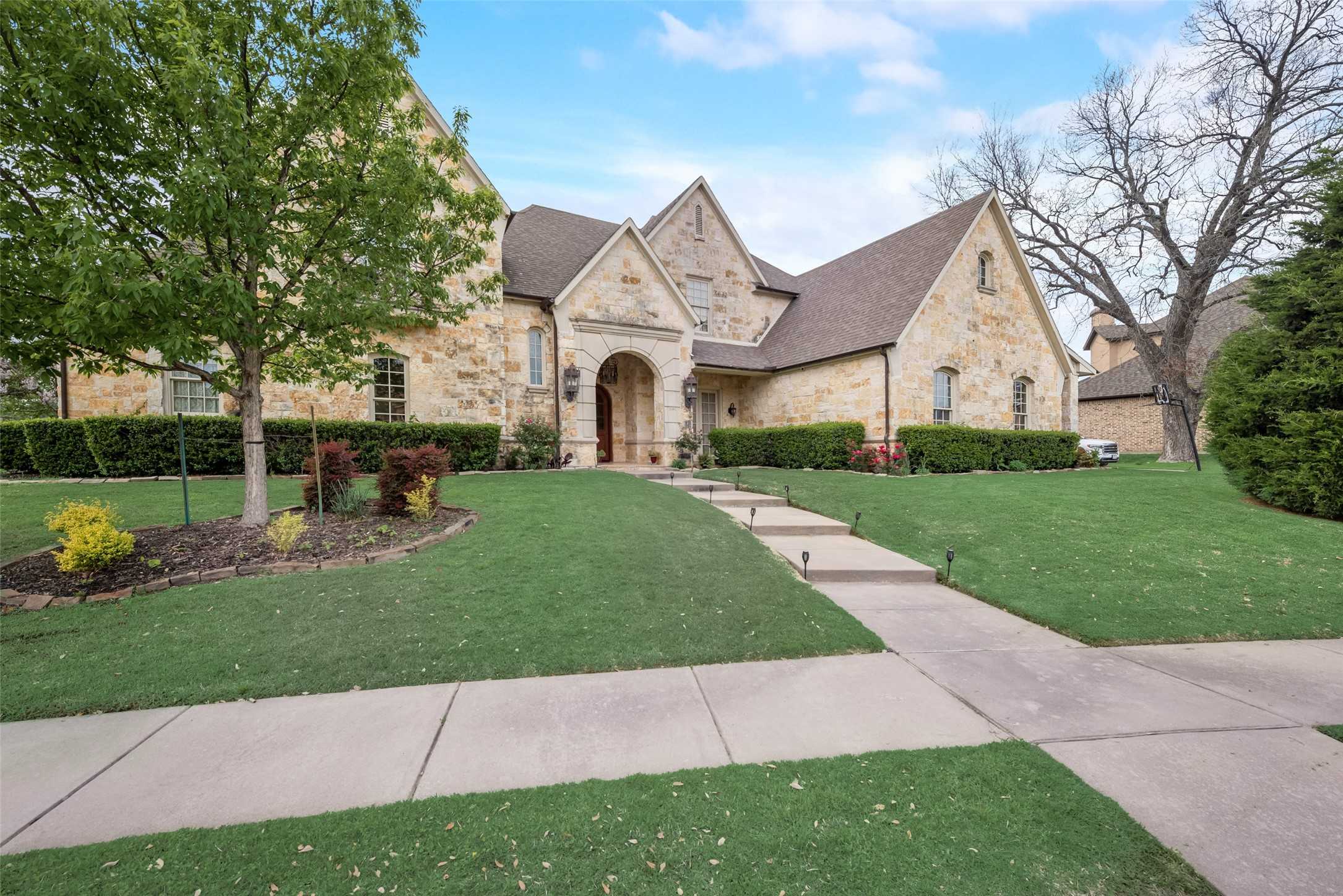 photo 2: 2205 Stone Hollow Drive, Rowlett TX 75088