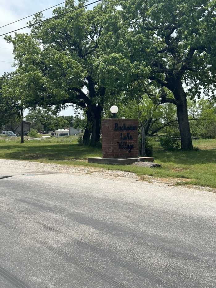 photo 1: Parkway, No City TX 78672