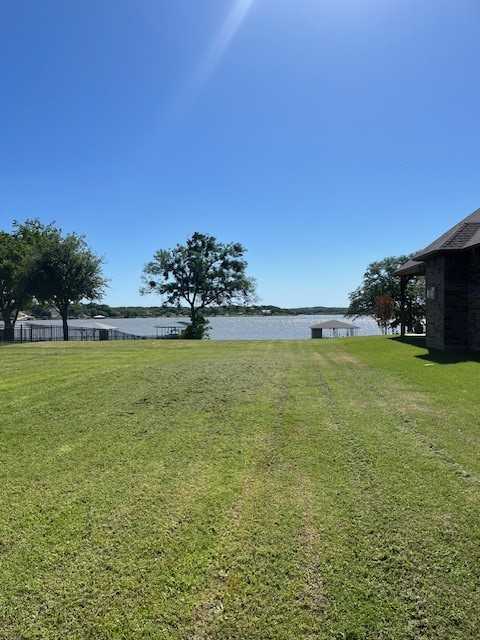 photo 3: 3614 Abes Landing Drive, Granbury TX 76049