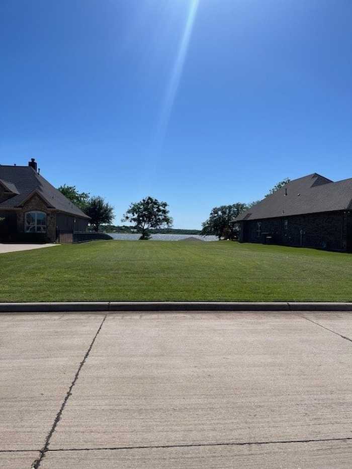 photo 6: 3614 Abes Landing Drive, Granbury TX 76049