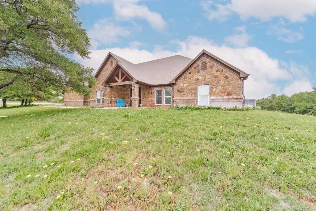 photo 3: 910 County Road 1111, Decatur TX 76234