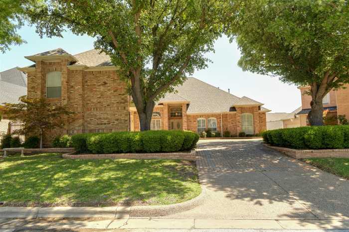 photo 2: 5407 Hunter Park Court, Arlington TX 76017