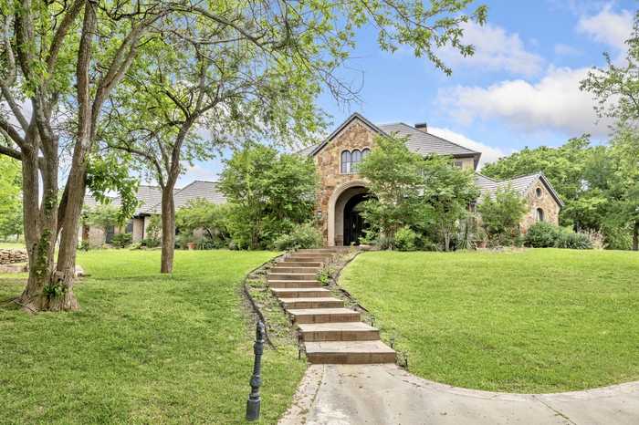 photo 2: 2626 Twelve Oaks Lane, Celina TX 75078