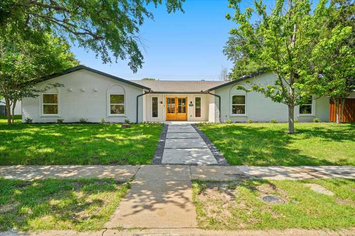 photo 1: 3955 Boca Bay Drive, Dallas TX 75244