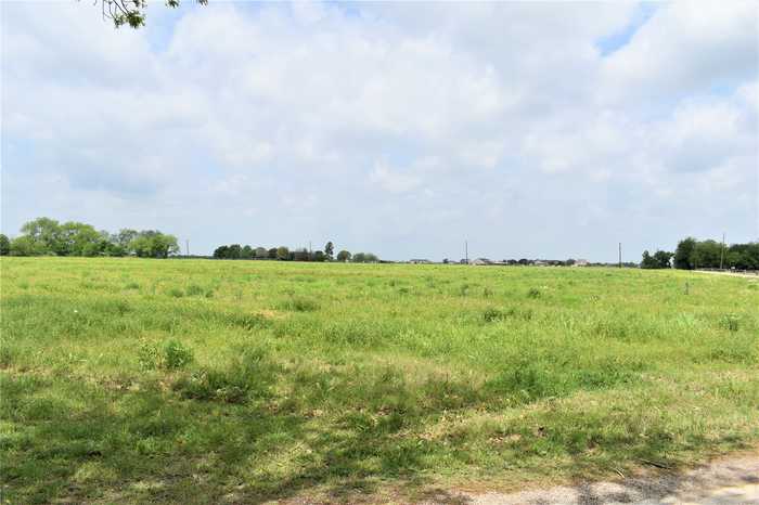 photo 2: 8316 County Road 205, Grandview TX 76050