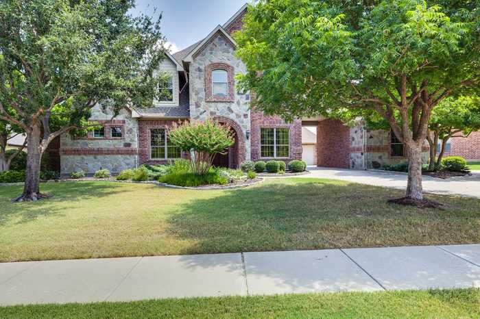 photo 2: 3333 Clubview Drive, Denton TX 76226