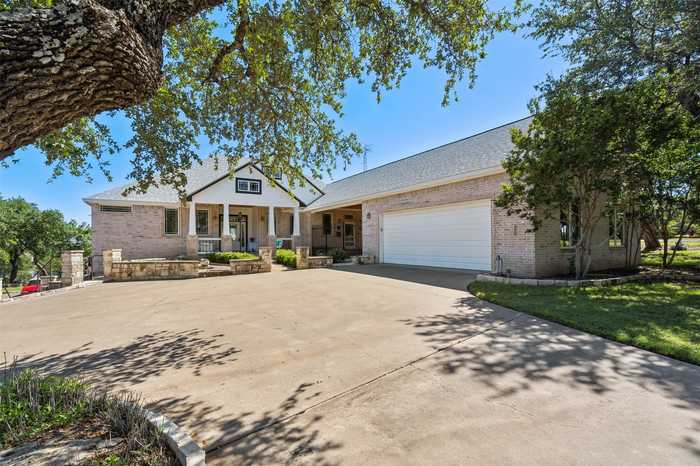 photo 2: 1205 Horizon Court, Granbury TX 76049