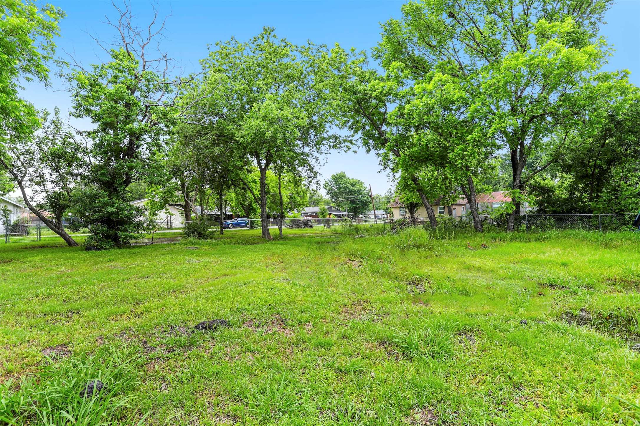 photo 3: 201 S 4th Street, Crandall TX 75114