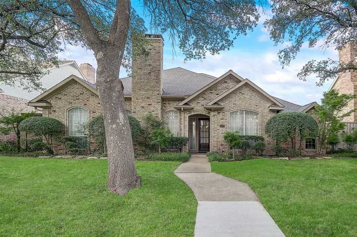 photo 1: 4576 Hallmark Drive, Plano TX 75024