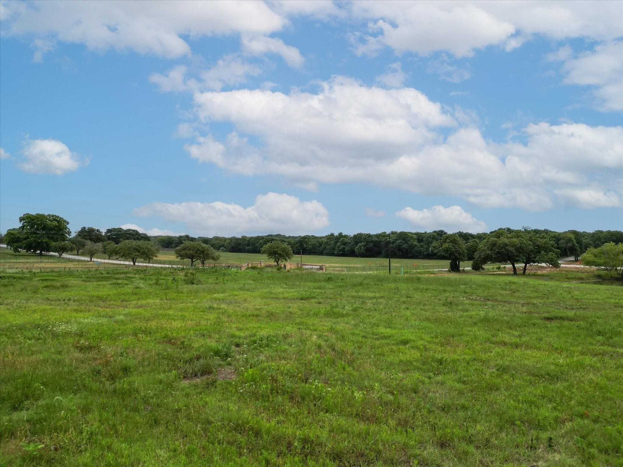 photo 2: 1405 Prairie Grove Road, Valley View TX 76272