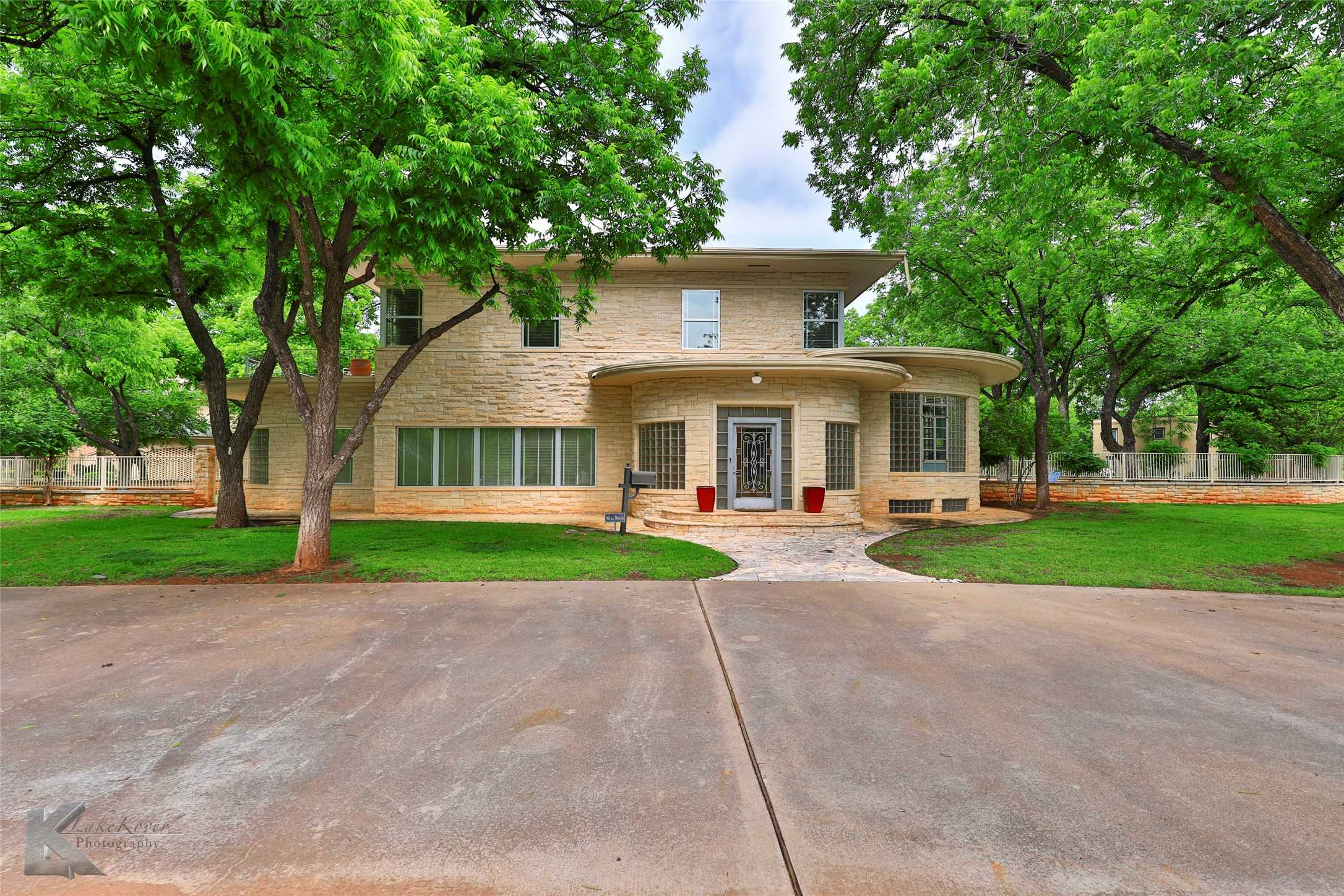 photo 1: 1120 Elmwood Drive, Abilene TX 79605