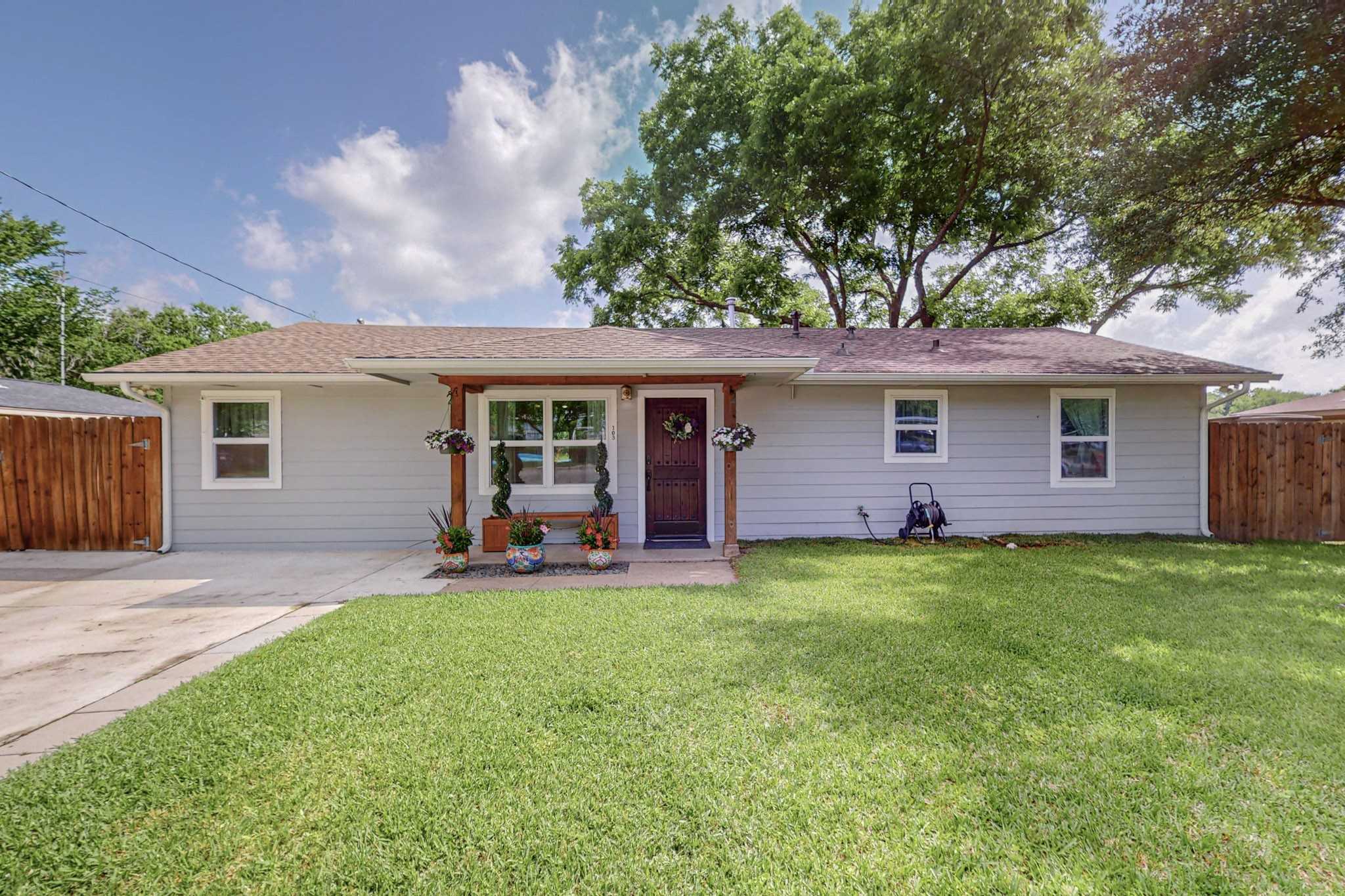 photo 3: 103 June Street, Terrell TX 75160