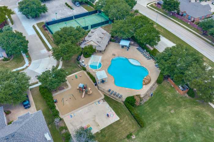 photo 40: 9805 Saint Annes Drive, Plano TX 75025