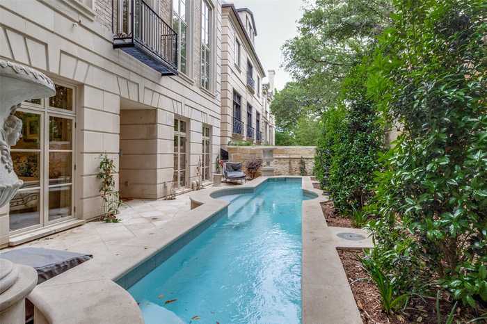 photo 9: 3901 Turtle Creek Boulevard Unit 14, Dallas TX 75219