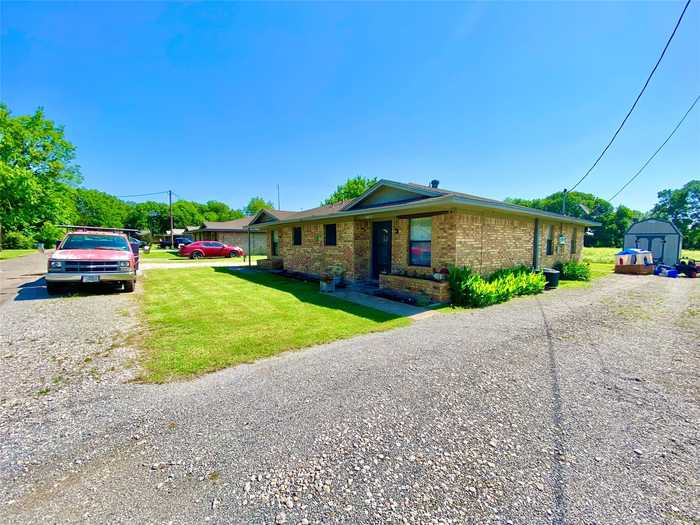 photo 2: 404 N White Oak Street, Dodd City TX 75438