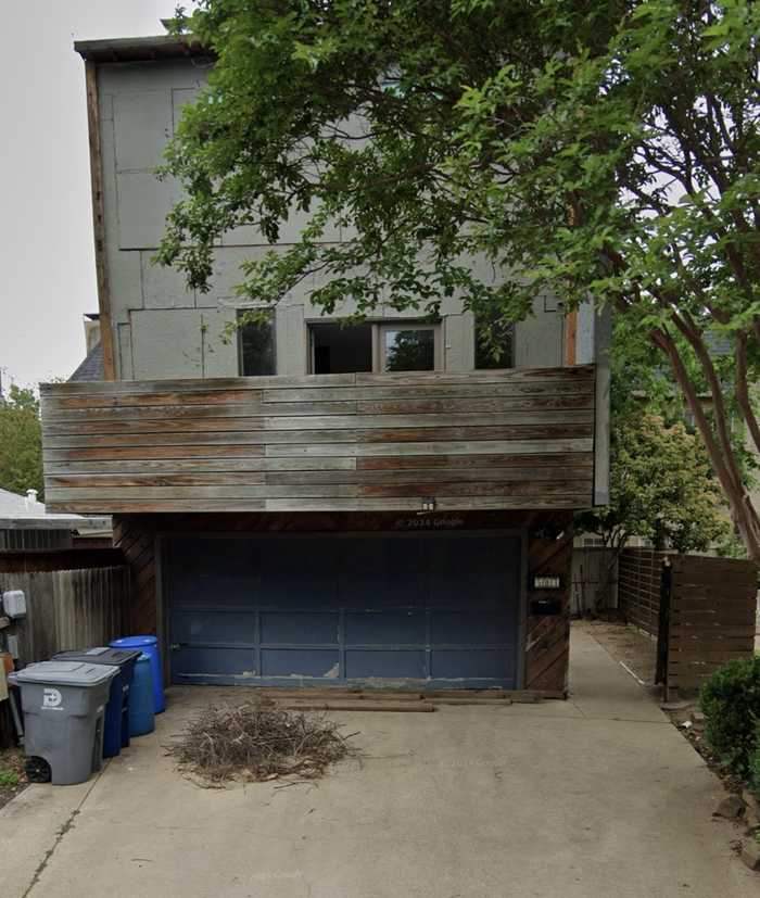 photo 2: 4503 Holland Avenue, Dallas TX 75219