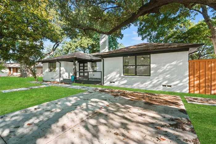 photo 2: 7126 Edgerton Drive, Dallas TX 75231