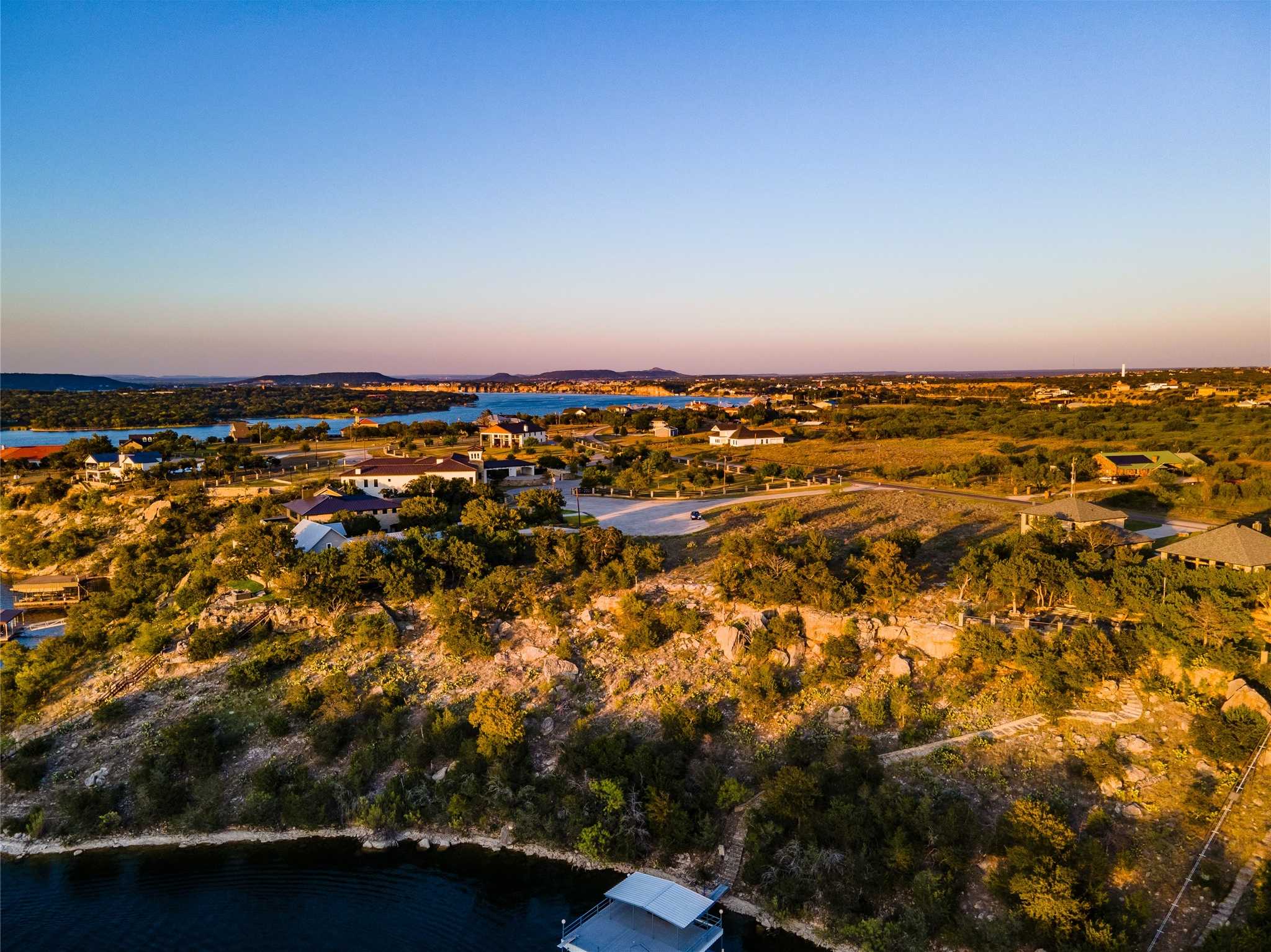 photo 3: 1013 Harbor View Drive, Possum Kingdom Lake TX 76475