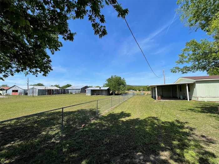 photo 8: 514 Jackson Avenue, Strawn TX 76475