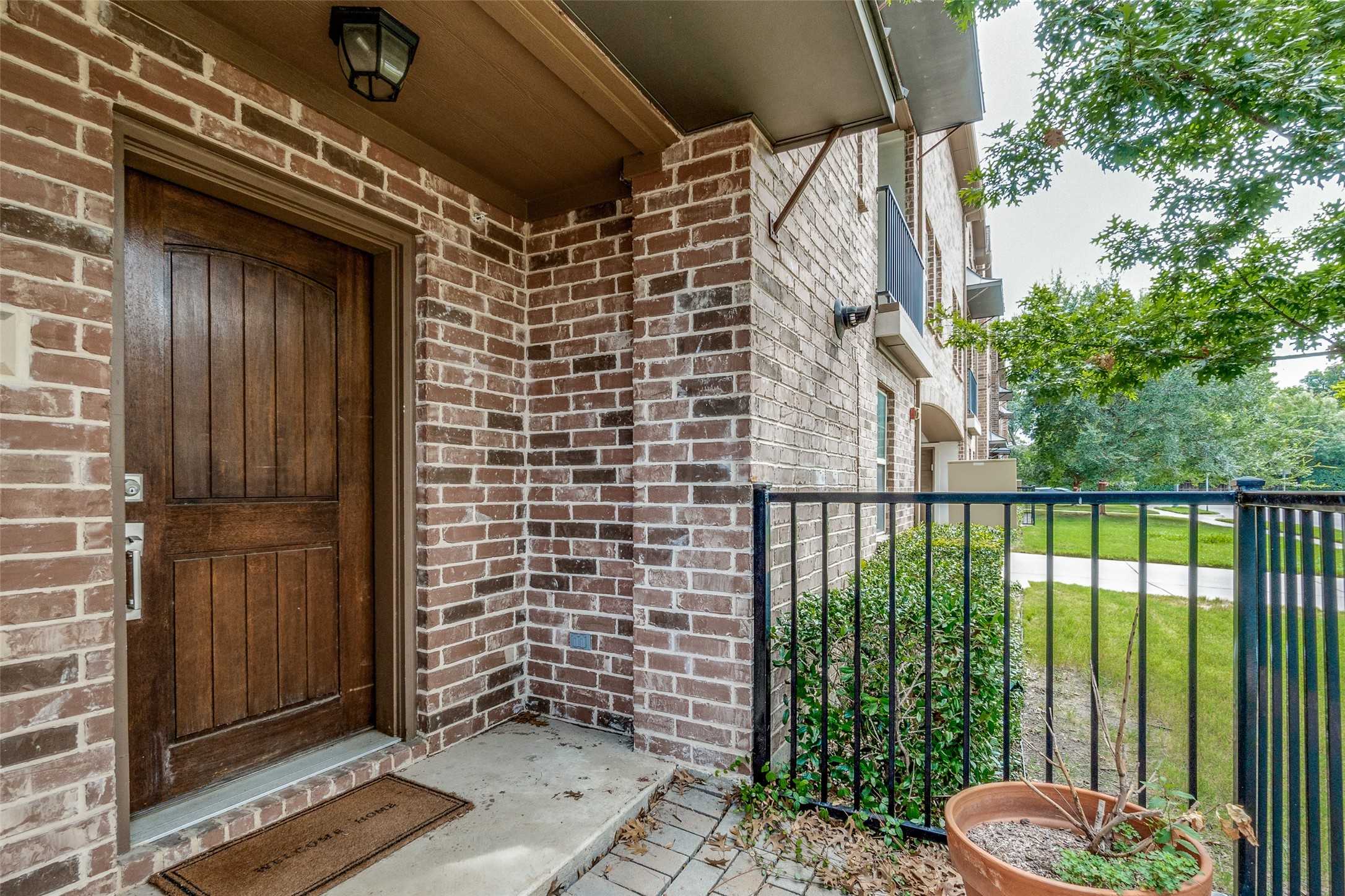 photo 2: 4108 Emerson Ave Unit 5, University Park TX 75205